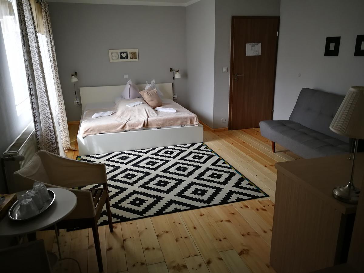 Pensiune Restaurant La Cassa Viseu de Sus Ngoại thất bức ảnh